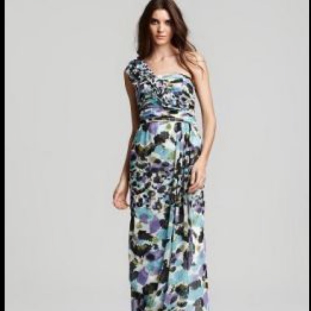 Max & Cleo Sz 6 One Shoulder Maxi Dress
